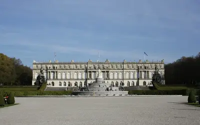 Schloss Herrenchiemsee auf der Herreninsel